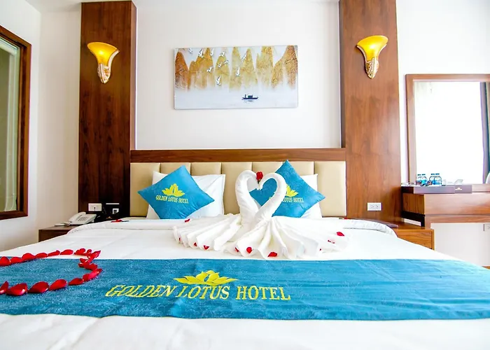 Golden Lotus Hotel Ha Long